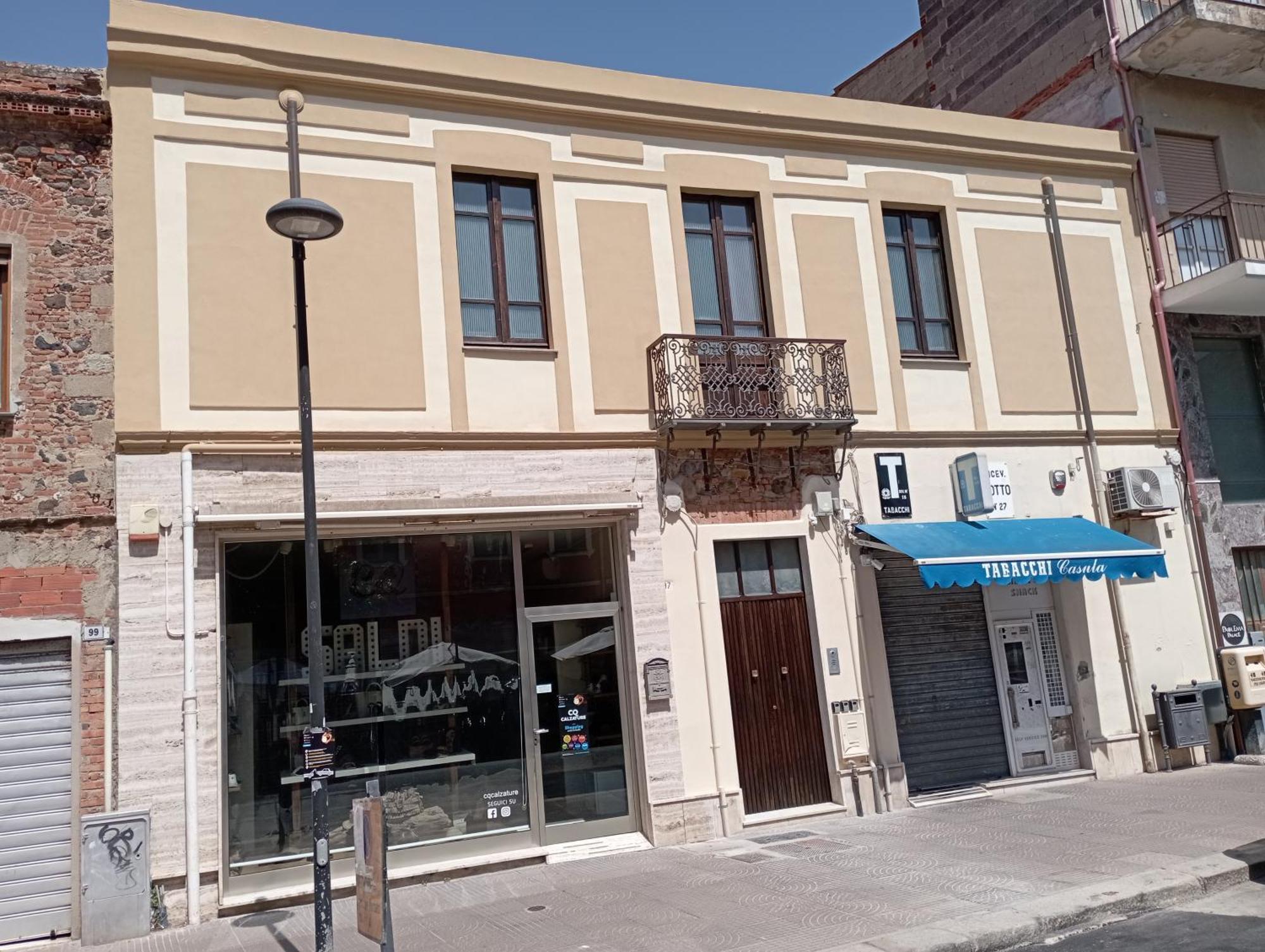 Niu Rooms Ористано Екстериор снимка